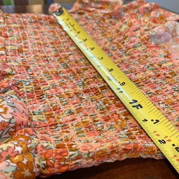 Hint Of Blush Ditsy Smocked Tiered Floral Peasant Mini Dress Size Medium - Picture 10 of 10